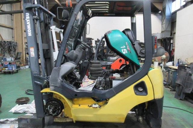 左側前後ハブ分解